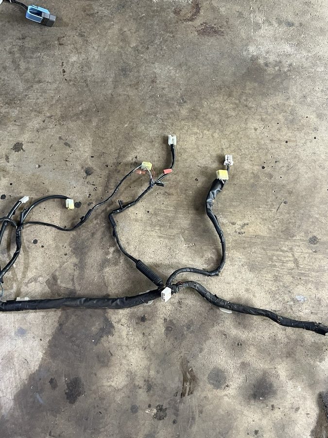 Жгут проводов Toyota Pickup, Dash Wire Harness, 2.4L-4CYL, 22RE, 4WD, 5Spd — фото лота 2