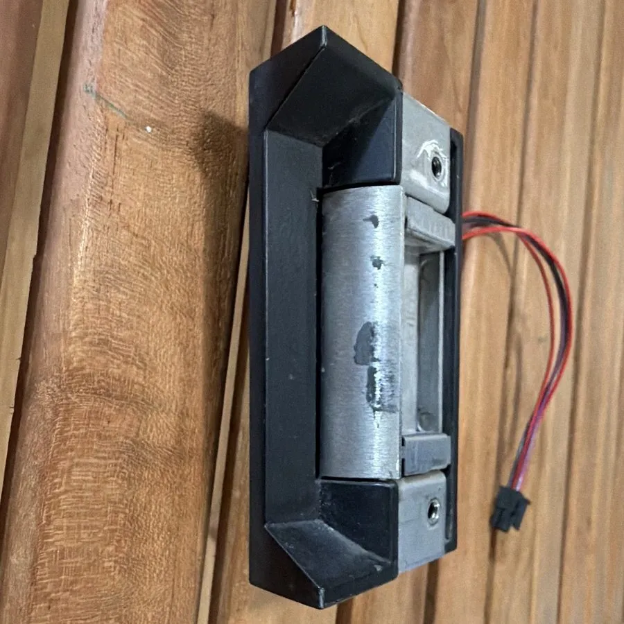 Оборудование видеонаблюдения 5000C-12/24D-630 Assa Abloy HES Electric Strike Com
