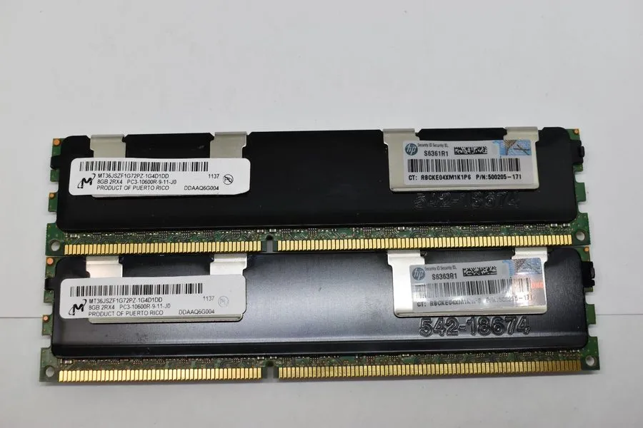 Модуль памяти MICRON HP MT36JSZF1G72PZ-1G4D1DD 500205-071 PC3-10600R DDR3 1333 8