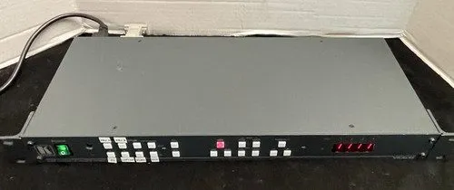 Матричный коммутатор Kramer VP-4x4K 4x4 UXGA Audio Matrix Switcher — фото лота 1