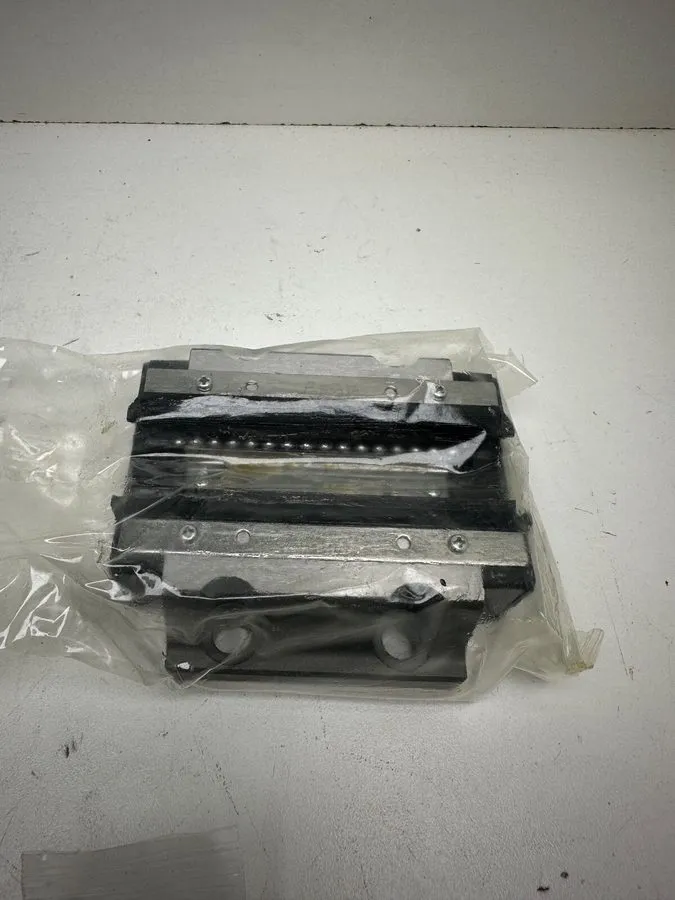 Линейная направляющая THK SR30TB1SS Linear Guide Block