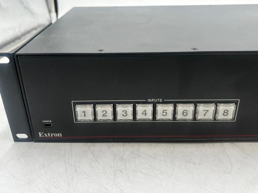 Видеокоммутатор Extron IN1608 DTP 330 Extension Scaling Presentation Switcher