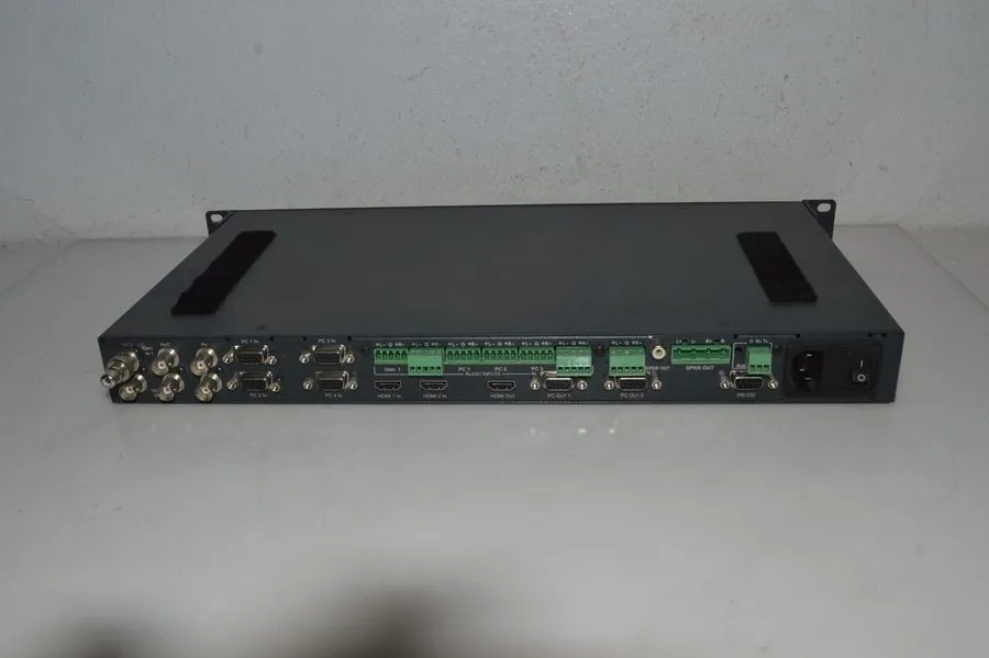 Видеокоммутатор Kramer VP-730 Presentation Switcher/Scaler — фото лота 2