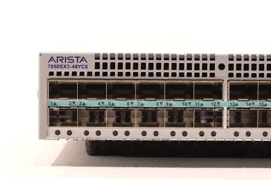 Коммутатор Arista 7050X3 Series 48x25GbE 8x100GbE Managed Switch P/N: DCS-7050SX