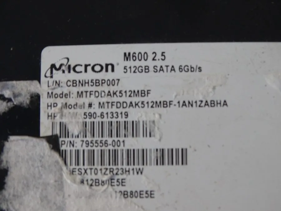 SSD-накопитель Micron M600 2.5" 512GB SSD SATA MTFDDAK512MBF Health Status Good