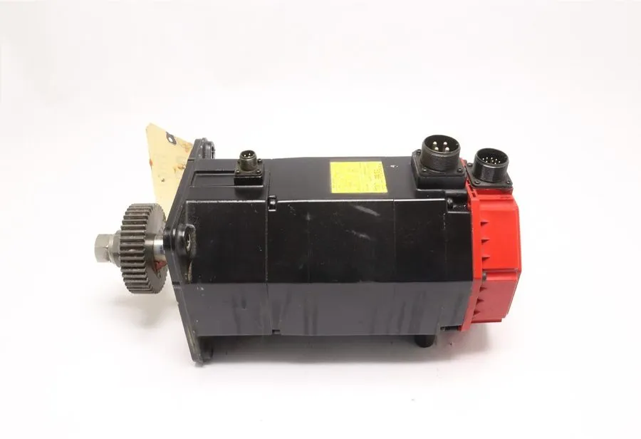 Серводвигатель Fanuc AC Servo Motor a12/3000 2.8kW 155V 12A A06B-0143-B675