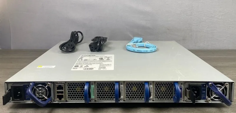 Коммутатор Arista DCS-7280TR-48C6-R 48x 10GbE RJ45 6x 100GbE QSFP28 Ports Switch — фото лота 4