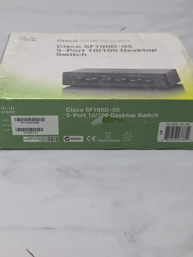 Коммутатор Cisco Small Business 100 Series Unmanaged (SF100D-05) External Switch