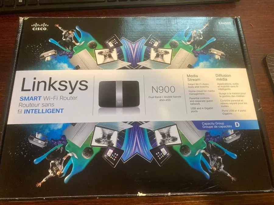 Маршрутизатор Cisco Linksys EA4500 Dual-Band N900 WiFi Router Gigabit USB