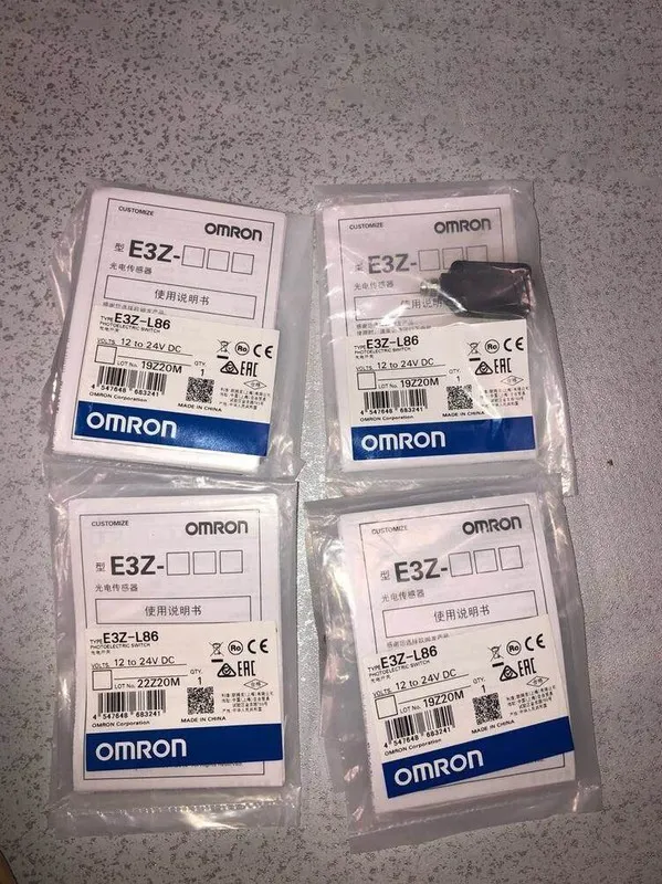 Фотоэлектрический датчик OMRON E3Z-L86 COMPACT PHOTOELECTRIC SENSOR PNP In 24Vdc