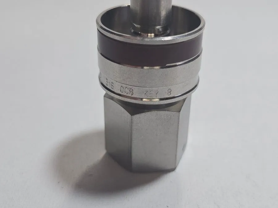 Клапан Swagelok Relief Valve SS-QC8-S-8PFK8 Stainless Steel Quick Connect — фото лота 2