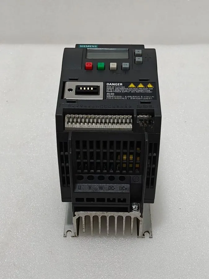 Частотный преобразователь Siemens SINAMICS V20 6SL3210-5BE17-5UV0 3AC 400V 0.75k