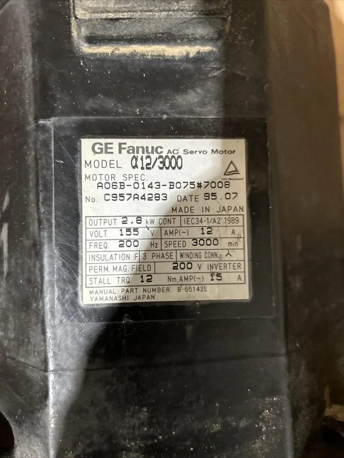 Серводвигатель GE FANUC AC SERVO MOTOR A06B-0143-B075#7008 A12/3000 3PH 2.8KW 30
