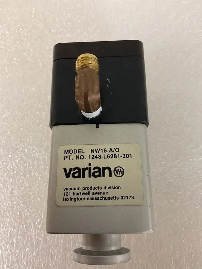 Клапан VARIAN Pneumatic High Vacuum Angle Valve P/N 1243-L6281-301 — фото лота 1