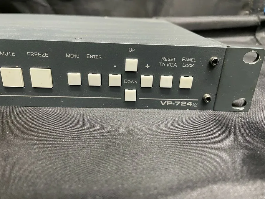 Видеокоммутатор Kramer VP-724xl ProScale Presentation Scaler Switcher