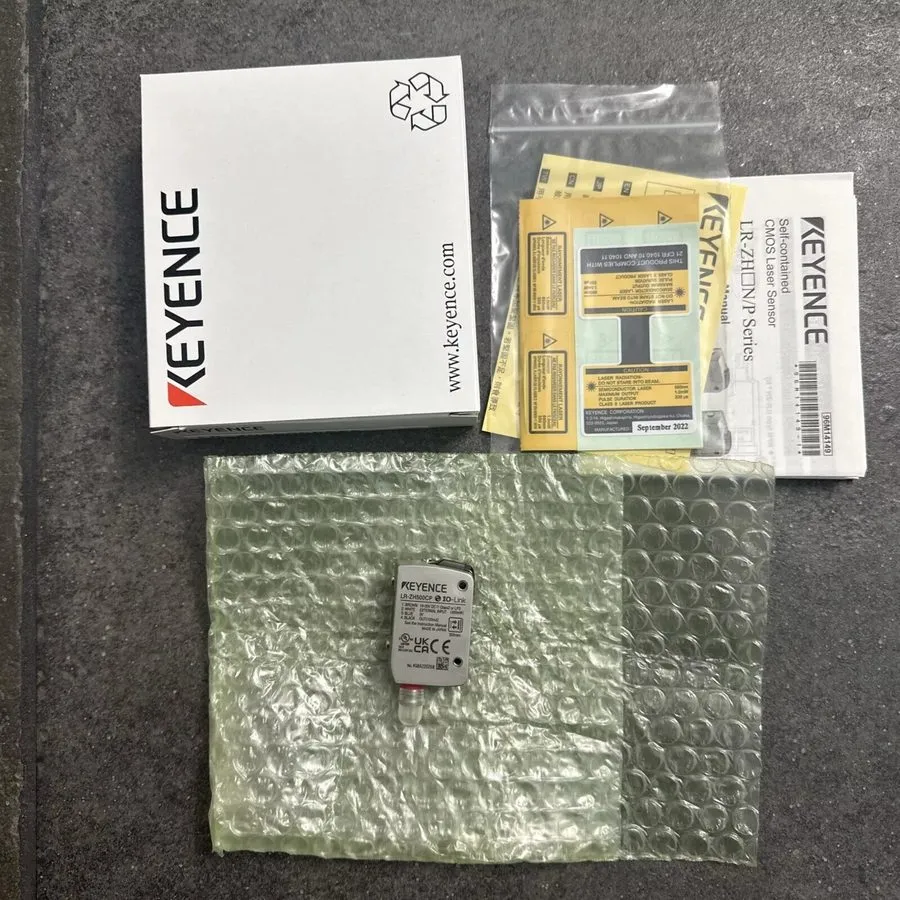 Датчик LRZH500CP Keyence Laser Sensor