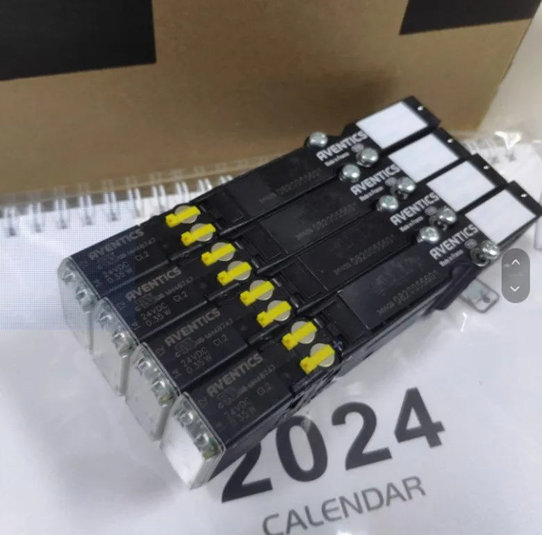 Электромагнитный клапан AVENTICS 0820055601 HF03-5/3CC-024DC Solenoid valve Quic