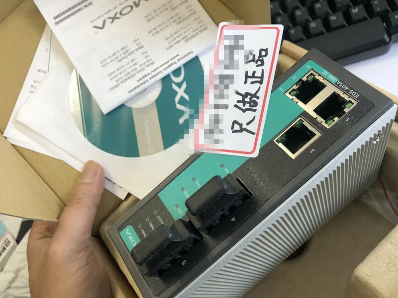 IIoT-устройство MOXA EDS-405A-MM-SC-T Ethernet switch