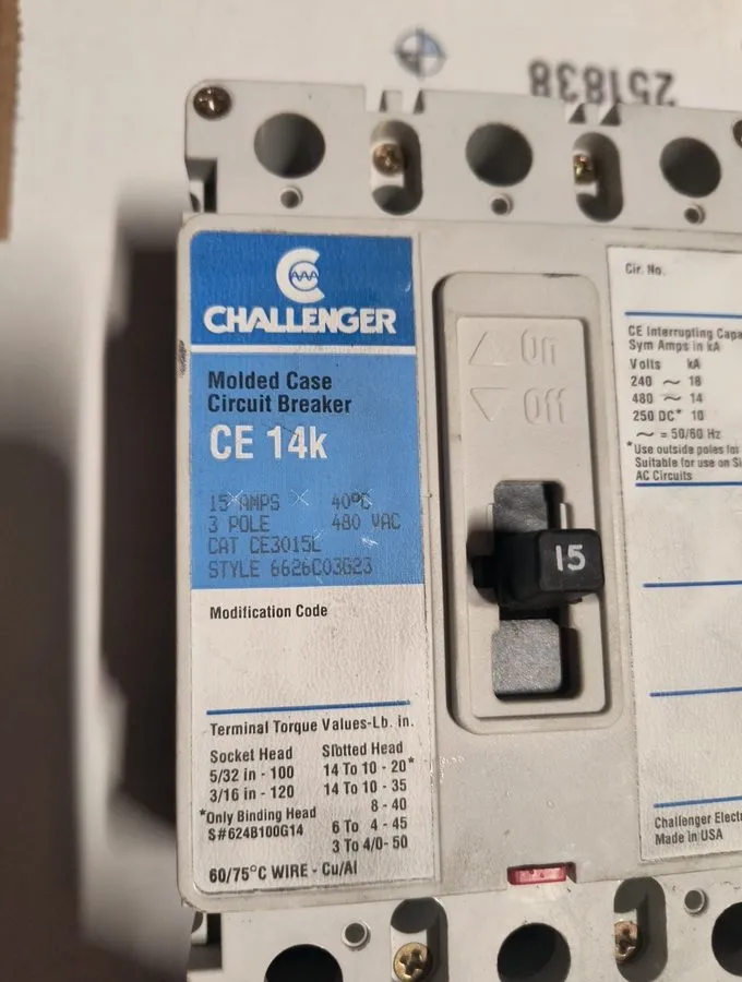 Автоматический выключатель Challenger CE 14k Circuit Breaker 15 Amp 480v 3 Pole  — фото лота 1