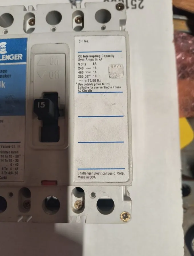 Автоматический выключатель Challenger CE 14k Circuit Breaker 15 Amp 480v 3 Pole  — фото лота 2