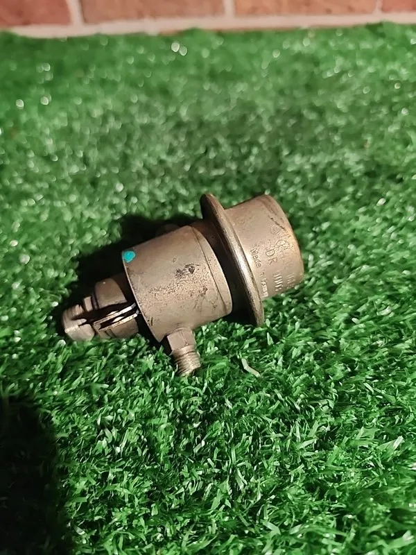 Реле Mercedes R107 560SL W126 420SEL 560SEC 560SEL AC Compressor Relay 002545180 — фото лота 2