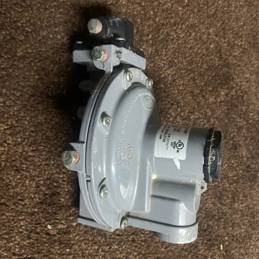 Трубопроводная арматура MEC Excela-Flo MEGR-1632-BCF Twin Stage LP Gas Regulator — фото лота 2
