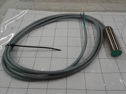 Датчик приближения Pepperl+ Fuchs NBB5-18GM60-WS 250VAC 200mA Proximity Sensor 1