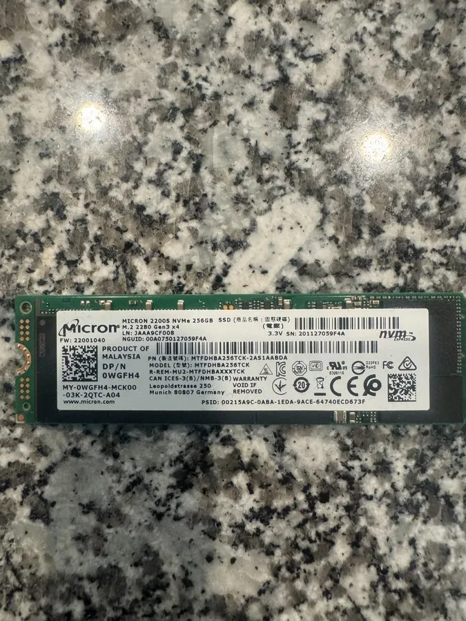 SSD-накопитель Micron 2200S 256GB M.2 2280 NVMe PCIe Gen3 x4 SSD MTFDHBA256TCK