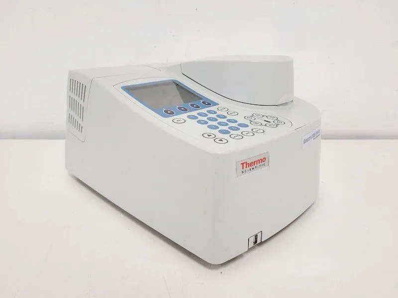 Спектрофотометр Thermo Scientific GeneSys G10S UV-VIS Spectrophotometer Lab