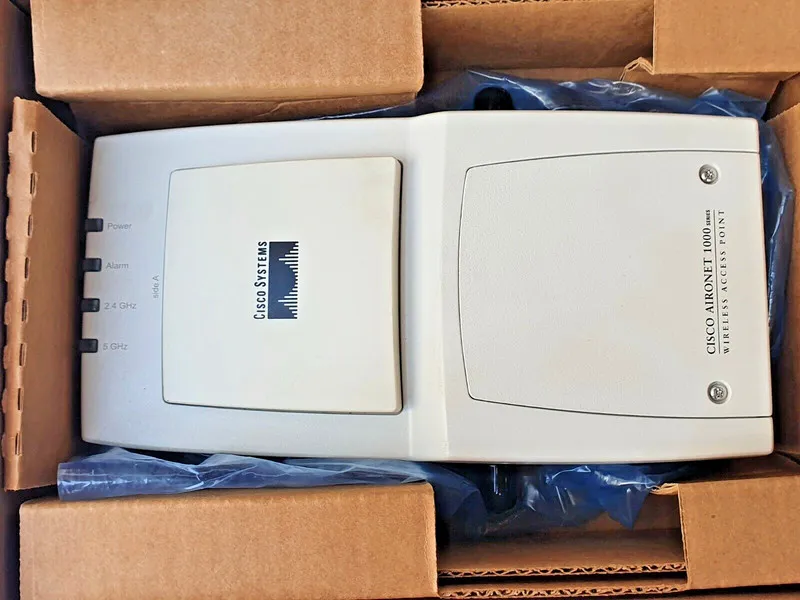 Точка доступа Wi-Fi Cisco Aironet Wireless Access Point AIR-AP1020-A-K9 WCN09450