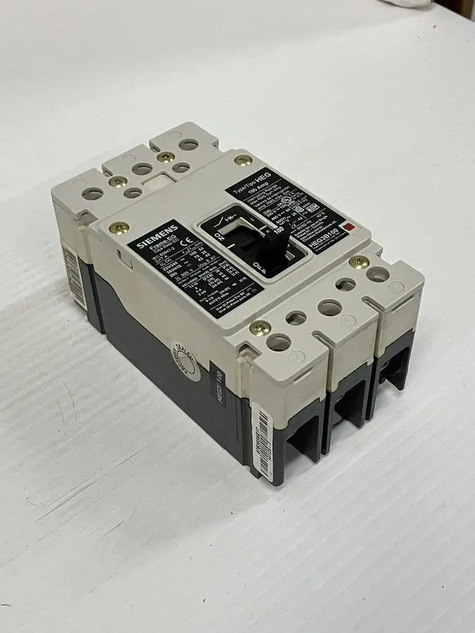 Автоматический выключатель SIEMENS HEG3B100 Circuit Breaker 100A 480V 3 Pole Cor