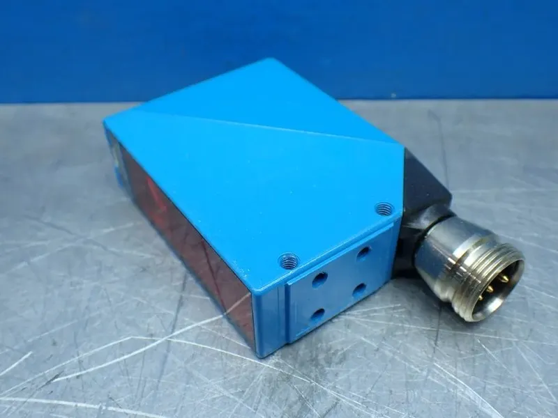 Датчик приближения SICK WT24-2R548 Proximity Sensor Photoelectric 1 018 318