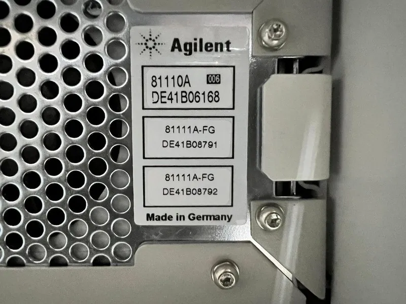 Тестер Agilent/Keysight 81110A Pulse Pattern Generator 165-330MHz, Option 7