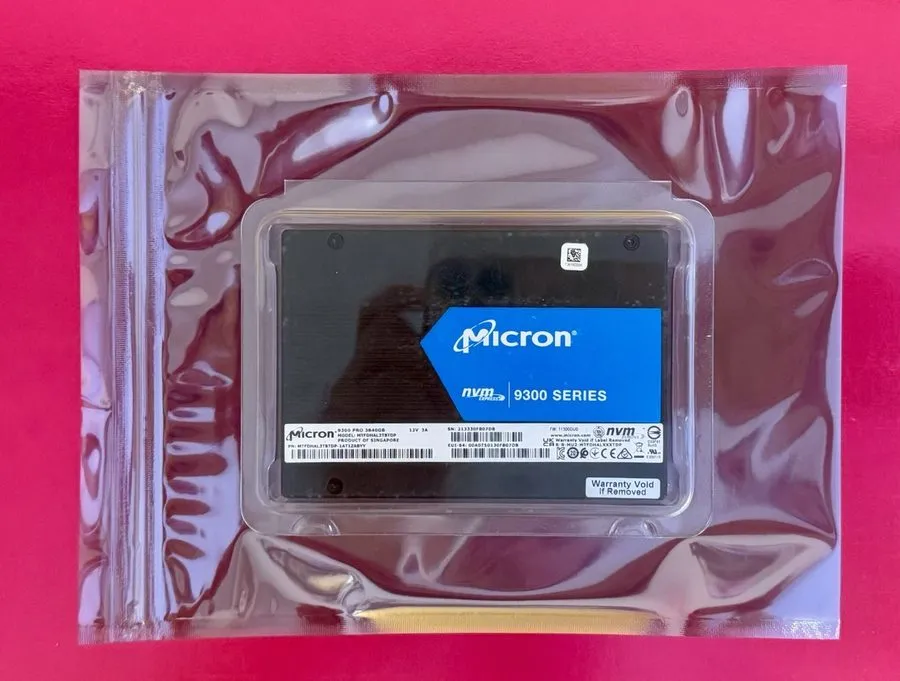 SSD-накопитель Micron 9300 PRO 3.84TB SSD 2.5" U.2 PCIe 3.0x4 NVMe MTFDHAL3T8TDP