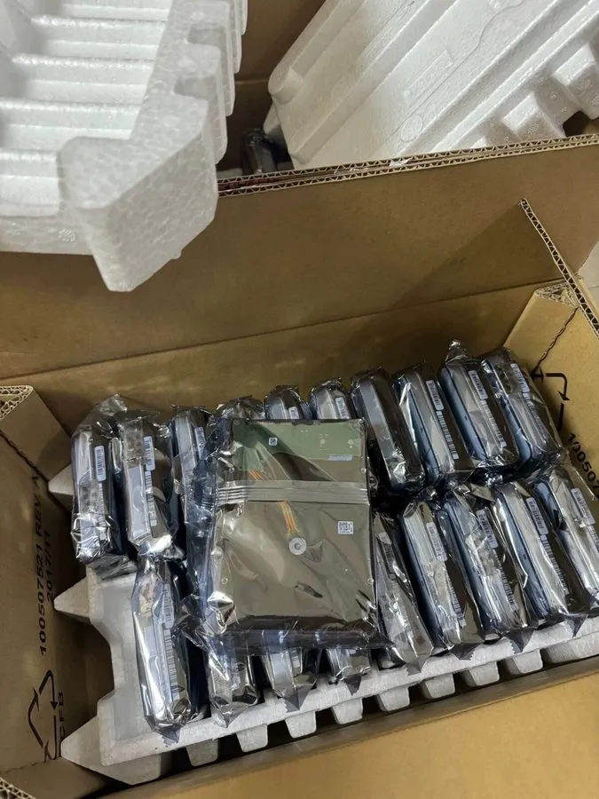 Жёсткий диск Seagate Exos X20 20TB Enterprise HDD 7200 RPM SATA 6Gb/s 3.5" ST200