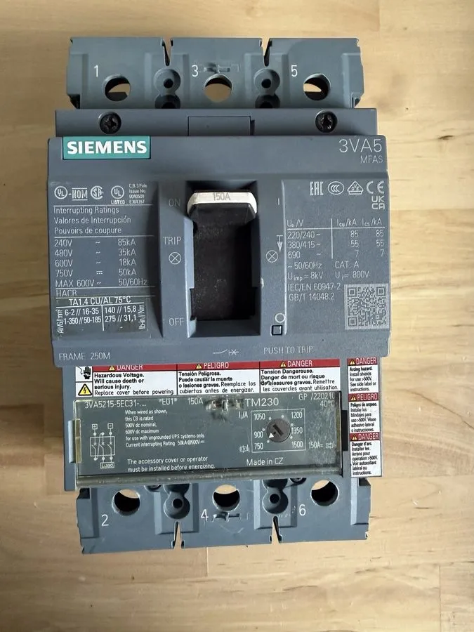 Автоматический выключатель 1-SIEMENS 3VA4110-6ED34-0AA0 3 POLE 100A 3VA4 CIRCUIT
