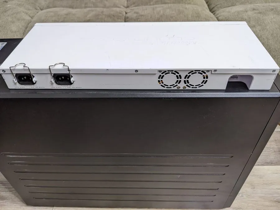 Маршрутизатор MikroTik CCR1009-7G-1C-1S+ router&lhy — фото лота 2