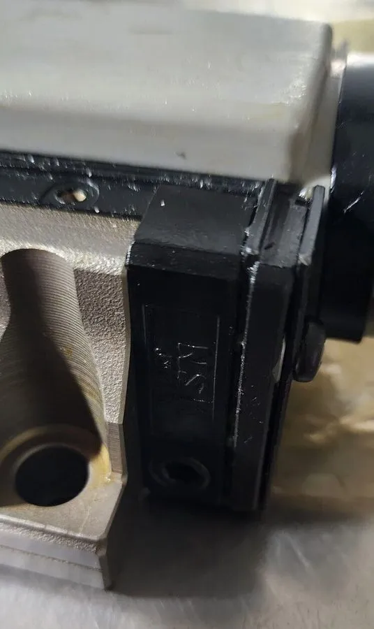 Линейная направляющая NSK 3Z-035 Linear Guide Block / Bearing — фото лота 2
