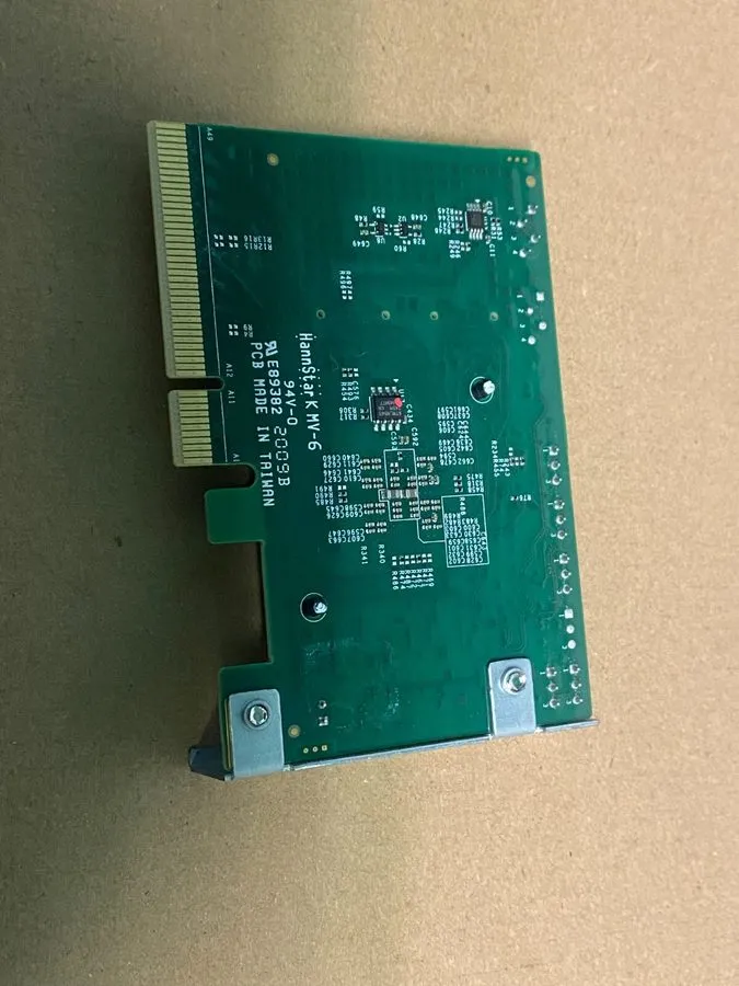 Кабель Supermicro AOC-SLG3-2E4T dual-Port Gen-3 Internal NVMe Host Bus Adapter
