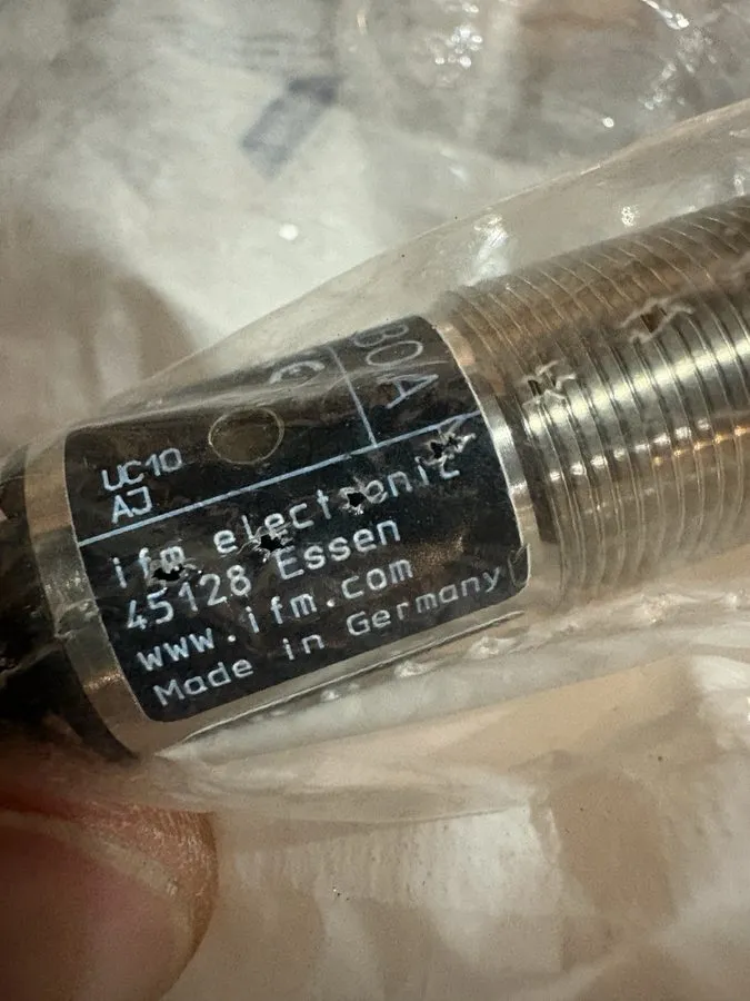 Датчик приближения IGA2005-ABOA IFM Efector Proximity Sensor, 20-250VAC/DC, 45-6 — фото лота 1
