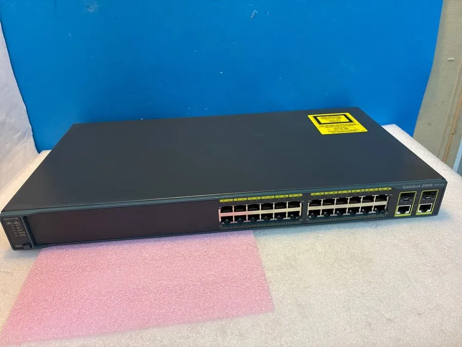 Коммутатор CISCO CATALYST 2960 SERIES 24-PORT SWITCH 100-240 VAC WS-C2960-24TC-L