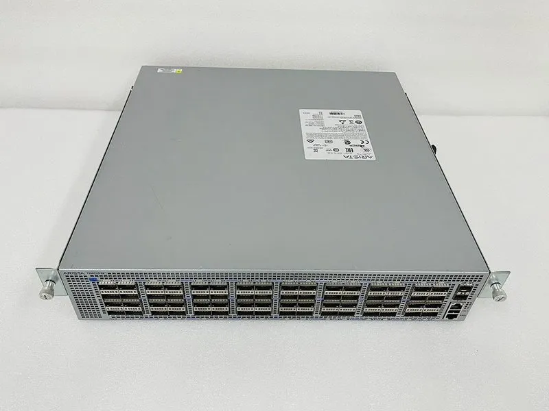 Коммутатор Arista DCS-7260CX3-64-F 64x 100G QSFP28 & 2x 10G SFP+ Ports Switch F- — фото лота 2