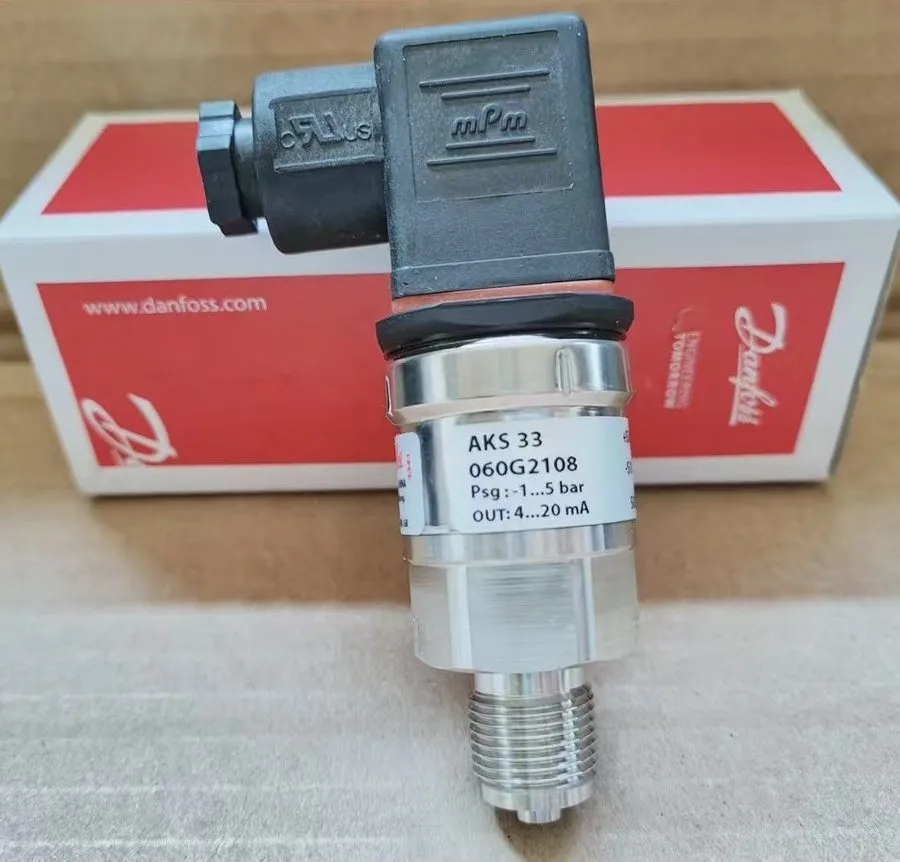 Датчик давления Danfoss AKS33 060G2108 Pressure Transmitter
