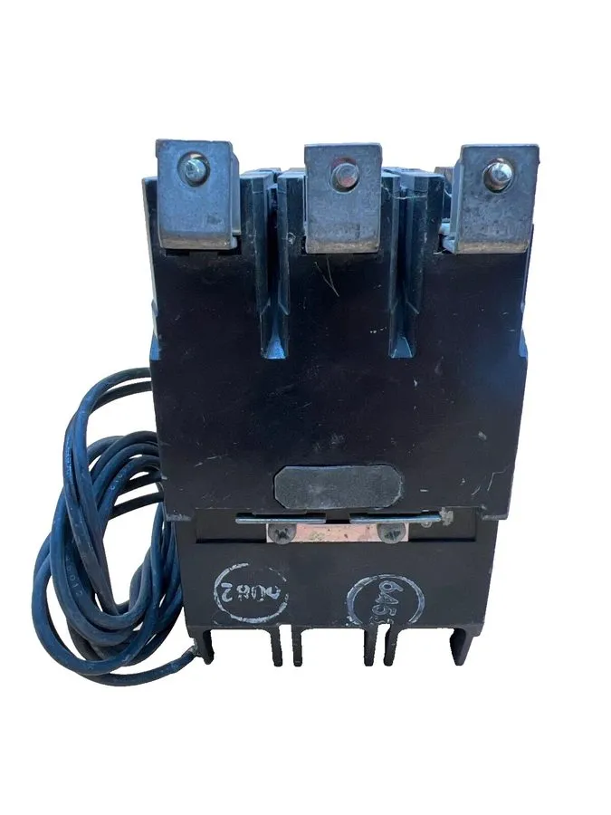 Автоматический выключатель GE ABB TEY340ST12 3pole 40amp 480v circuit breaker sh