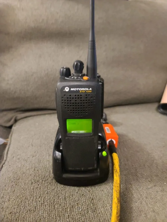 Радиостанция Motorola XTS1500 Model 1.5 H66UCD9PW5AN W/Charger, W/USB-C Battery7