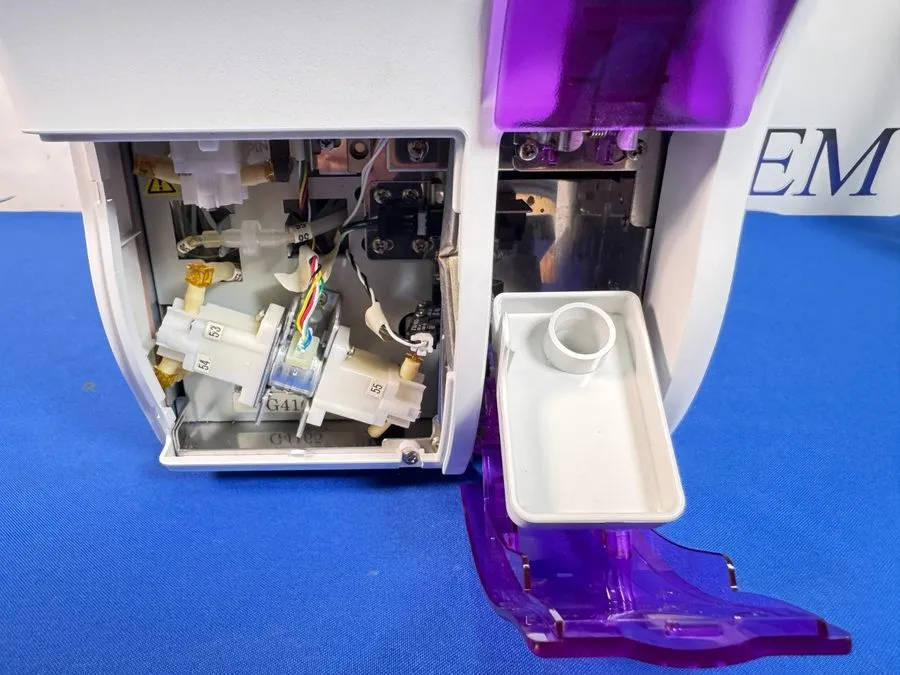 Анализатор Sysmex Poch-100i Hematology Analyzer Fade screen