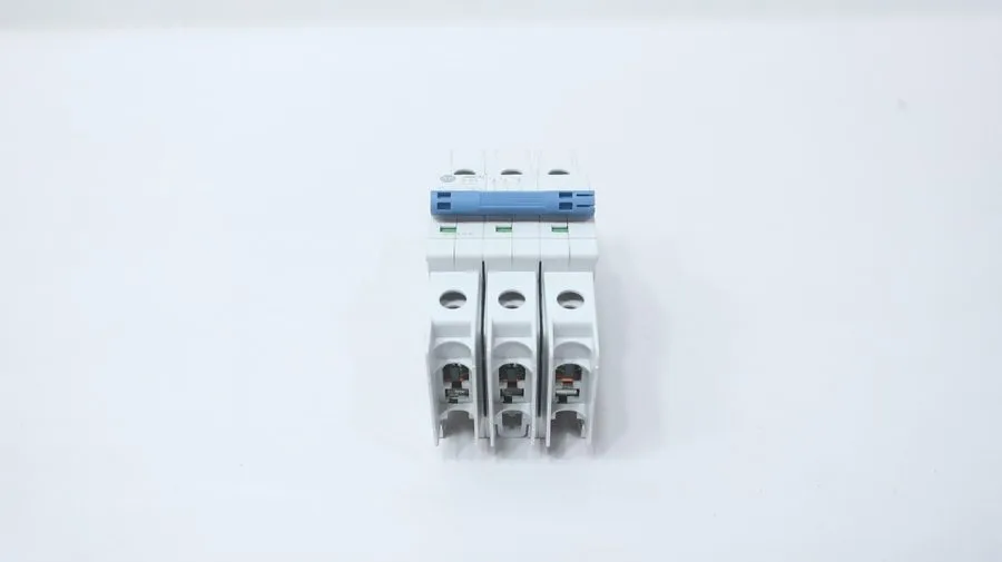 Автоматический выключатель ALLEN BRADLEY 1489-M3D100 /D CIRCUIT BREAKER 277-480V