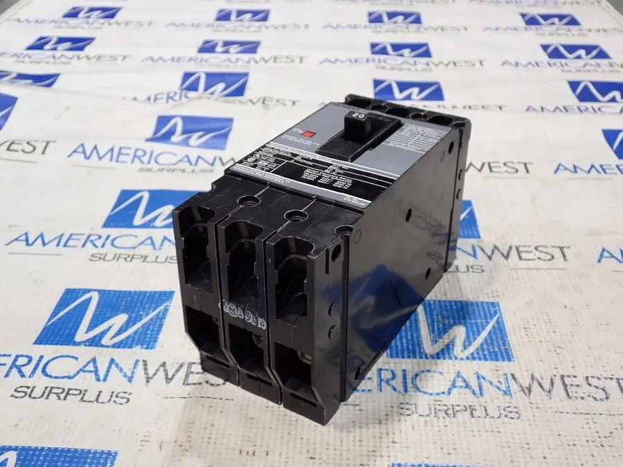 Автоматический выключатель Siemens Sentron 20 Amp Circuit Breaker 3 Pole 600 VAC
