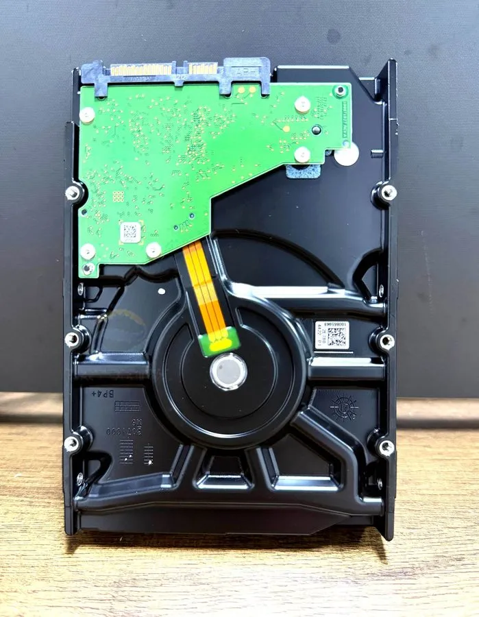 Жёсткий диск ST8000NM017B Seagate Exos 7E10 8TB 3.5" SATA 7200RPM 6Gb/s 256MB Ha