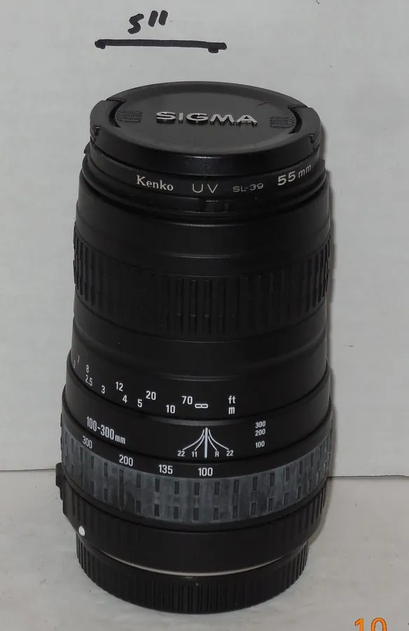 Объектив Sigma ZOOM 100-300mm f/4.5-6.7 DL Telephoto Camera Lens